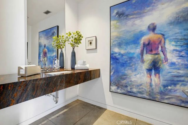 2534 Vista Baya, Newport Beach, CA 92660