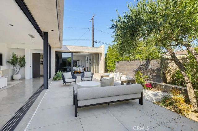 2534 Vista Baya, Newport Beach, CA 92660