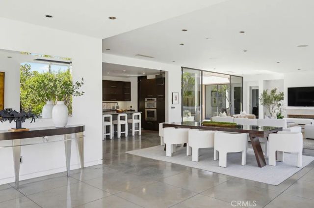 2534 Vista Baya, Newport Beach, CA 92660