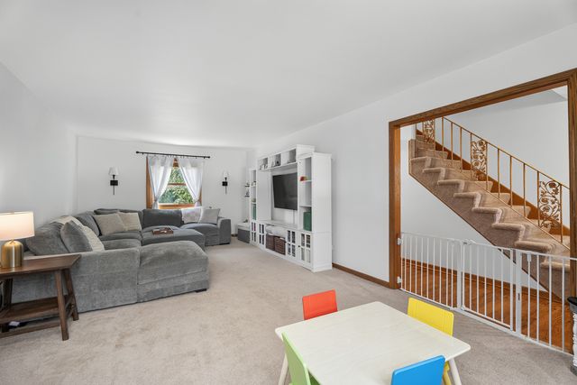 6835 177th Street, Tinley Park, IL 60477