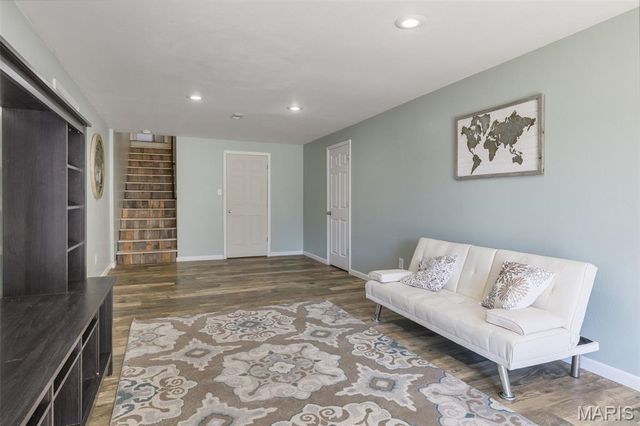 1121 Madison 92103, Fredericktown, MO 63645