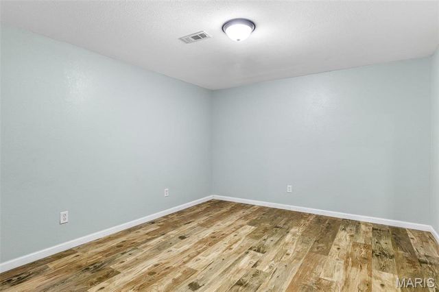 1121 Madison 92103, Fredericktown, MO 63645