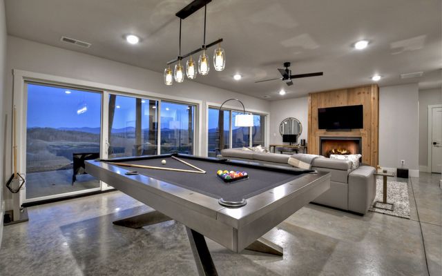 375 Blueberry Ridge, Morganton, GA 30560