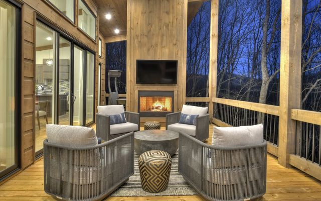 375 Blueberry Ridge, Morganton, GA 30560