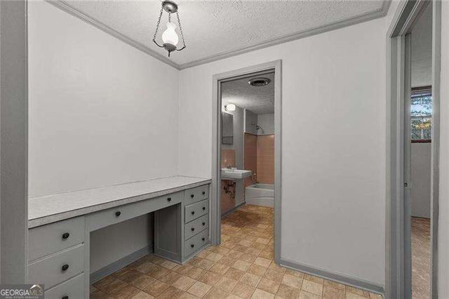 381 Chicopee Drive NE, Marietta, GA 30060