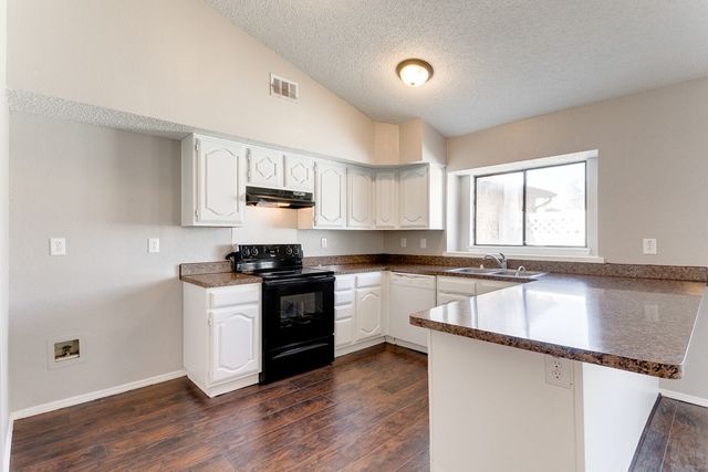 9421 Shipman Street, Rowlett, TX 75088