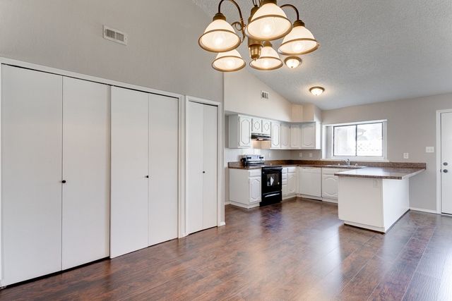 9421 Shipman Street, Rowlett, TX 75088