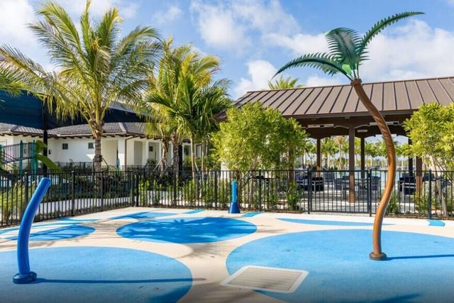 10486 Northbrook Circle 70, Palm Beach Gardens, FL 33412