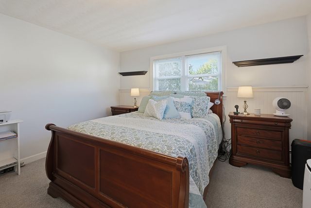 122 Westview Dr, Norwood, MA 02062