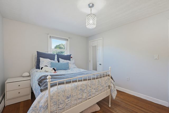 122 Westview Dr, Norwood, MA 02062