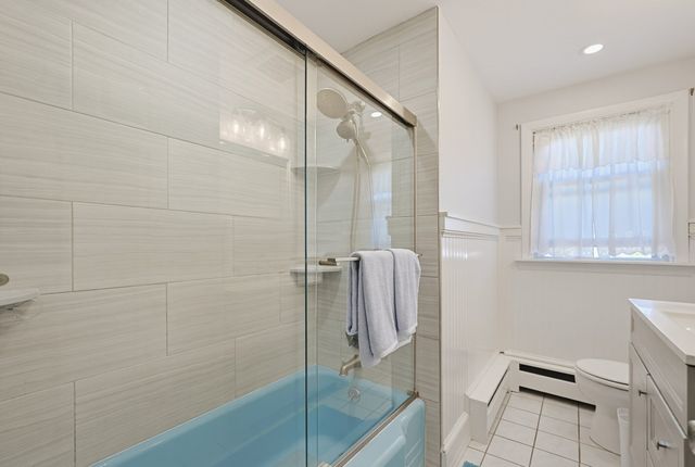 122 Westview Dr, Norwood, MA 02062