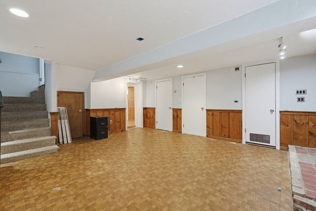 122 Westview Dr, Norwood, MA 02062