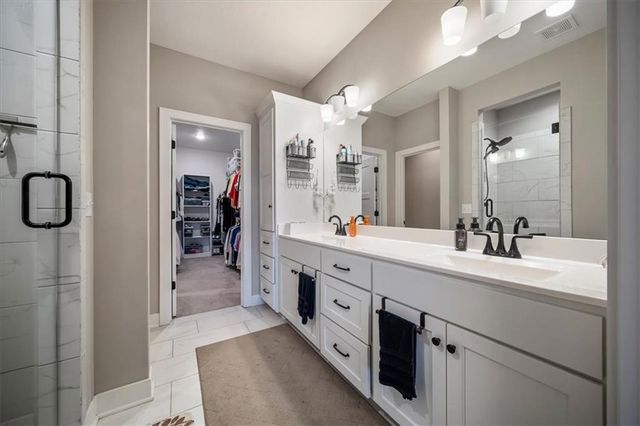 8616 Laramie Street, De Soto, KS 66018