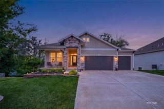 8616 Laramie Street, De Soto, KS 66018