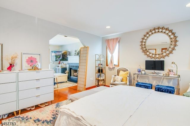 42 Randolph St, Lincoln Park Boro, NJ 07035