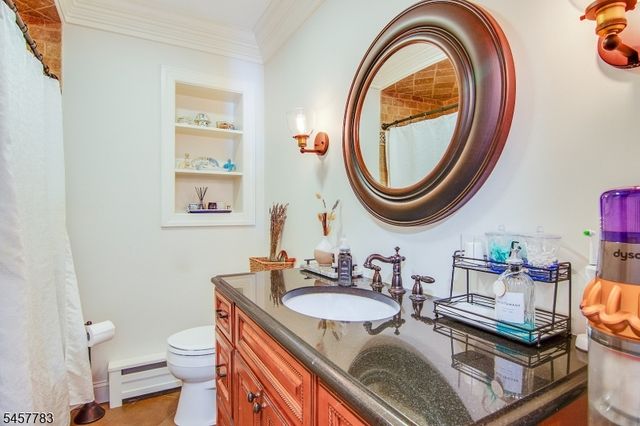 42 Randolph St, Lincoln Park Boro, NJ 07035