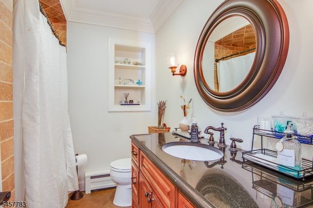 42 Randolph St, Lincoln Park Boro, NJ 07035