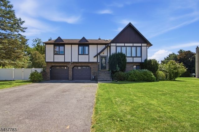 42 Randolph St, Lincoln Park Boro, NJ 07035