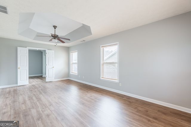 3290 Cooper Woods Drive, Loganville, GA 30052