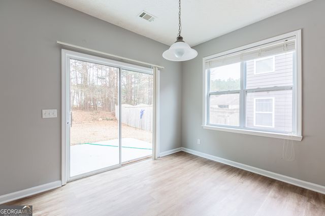 3290 Cooper Woods Drive, Loganville, GA 30052