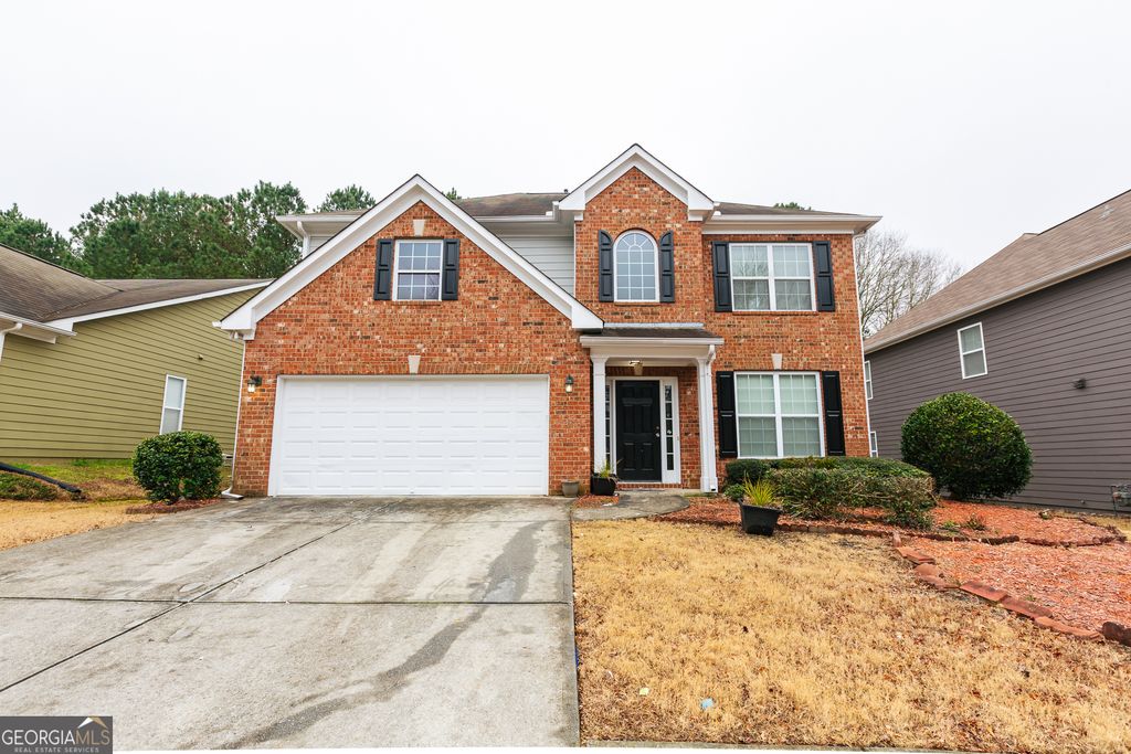 3290 Cooper Woods Drive, Loganville, GA 30052