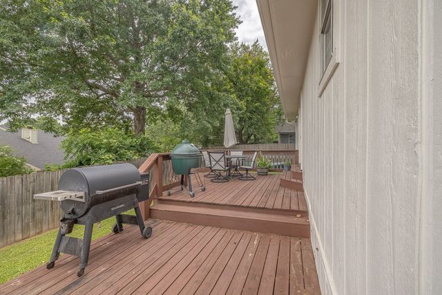 3246 Autumn Court, Fayetteville, AR 72703