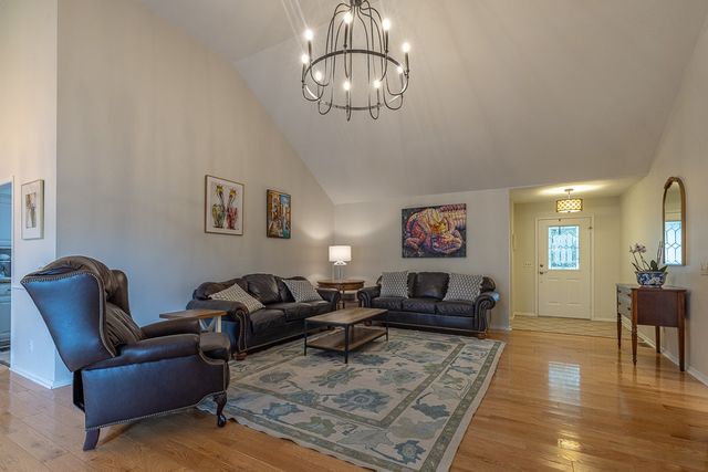 3246 Autumn Court, Fayetteville, AR 72703