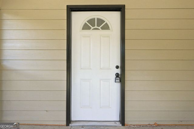 1061 Highway 3 N, Hampton, GA 30228
