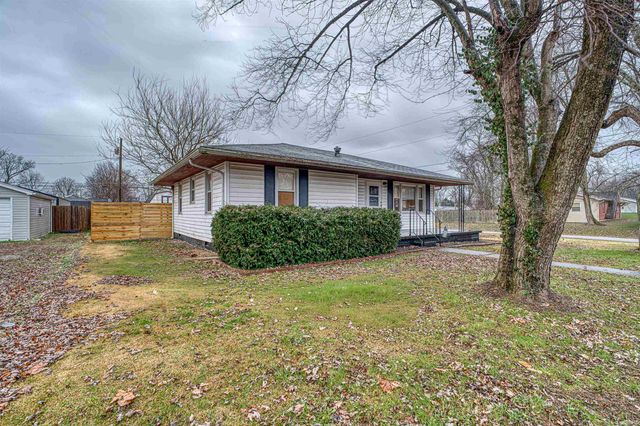 5401 N Kerth Avenue, Evansville, IN 47711