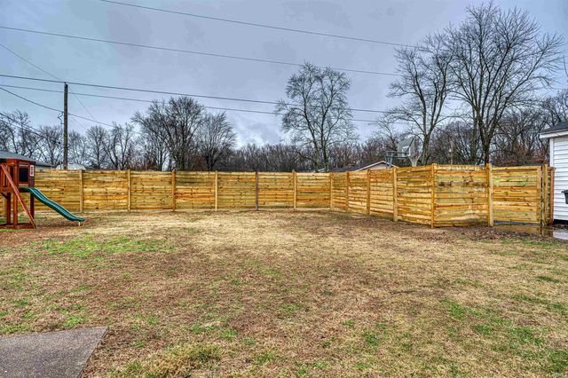 5401 N Kerth Avenue, Evansville, IN 47711