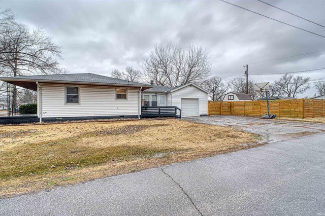 5401 N Kerth Avenue, Evansville, IN 47711