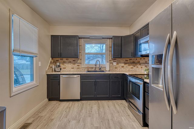 5401 N Kerth Avenue, Evansville, IN 47711