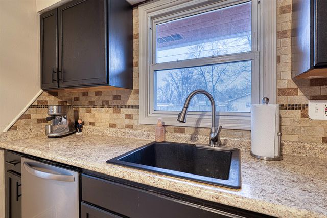 5401 N Kerth Avenue, Evansville, IN 47711