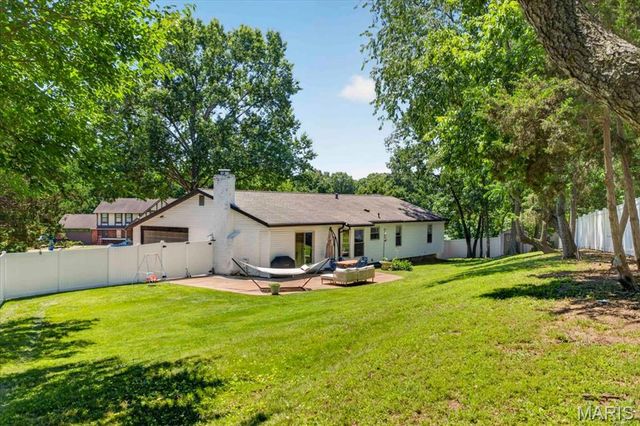 320 Quails Hill Court, Ellisville, MO 63011