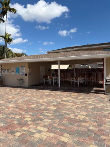 13781 SW 66th St 129-B, Miami, FL 33183