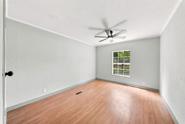 17403 Walnut Lane, Magnolia, TX 77355