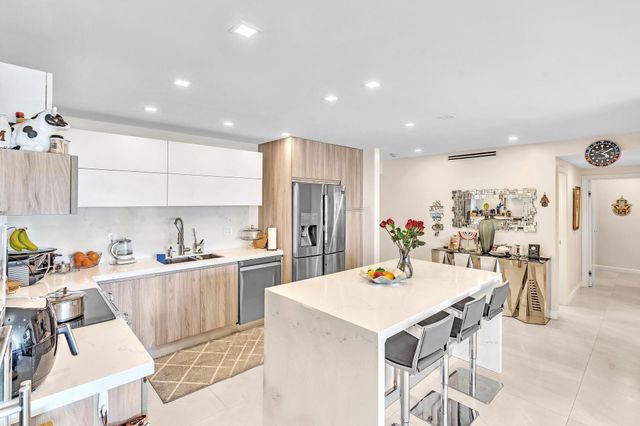 19390 Collins Avenue 421, Sunny Isles Beach, FL 33160