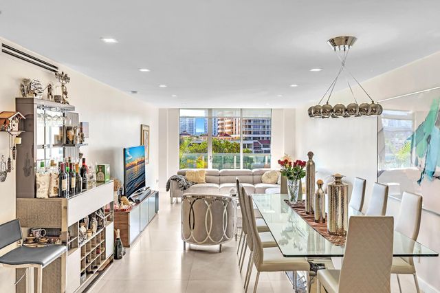 19390 Collins Avenue 421, Sunny Isles Beach, FL 33160