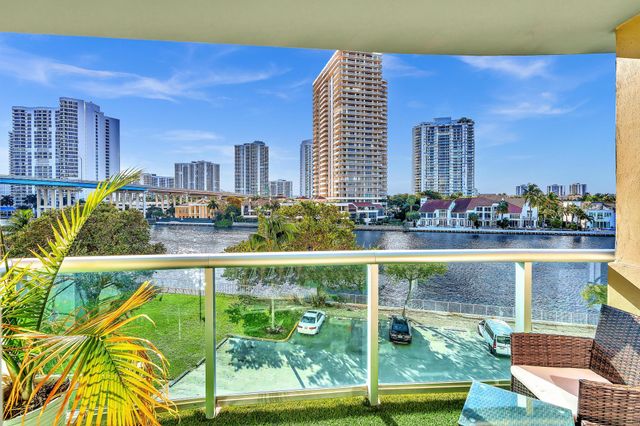 19390 Collins Avenue 421, Sunny Isles Beach, FL 33160