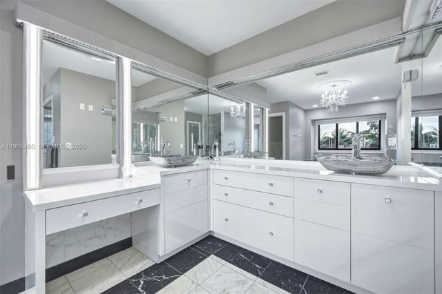 2201 SW 115th Ter, Davie, FL 33325