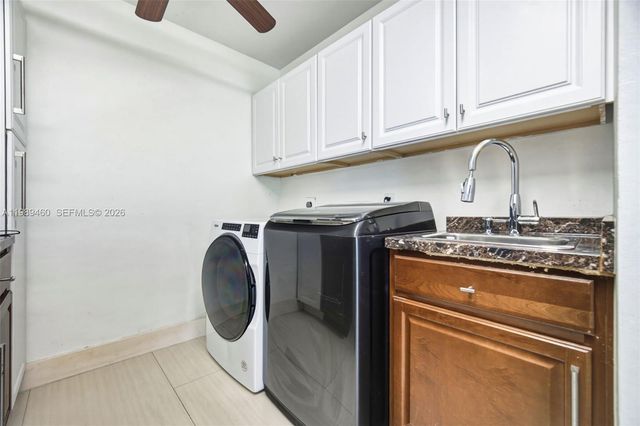 2201 SW 115th Ter, Davie, FL 33325