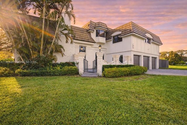 2201 SW 115th Ter, Davie, FL 33325