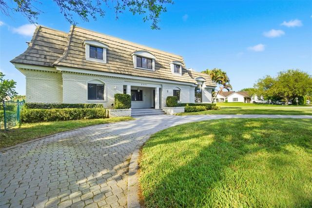 2201 SW 115th Ter, Davie, FL 33325