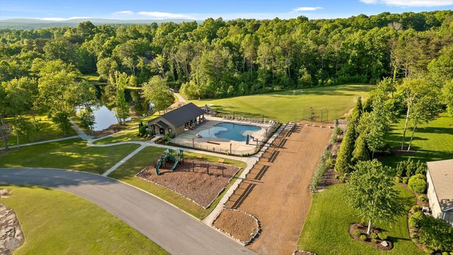 7216 Chimney Rock Trail, Signal Mountain, TN 37377