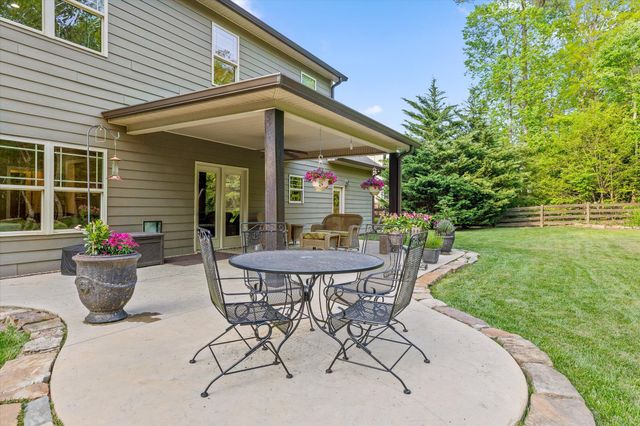 7216 Chimney Rock Trail, Signal Mountain, TN 37377