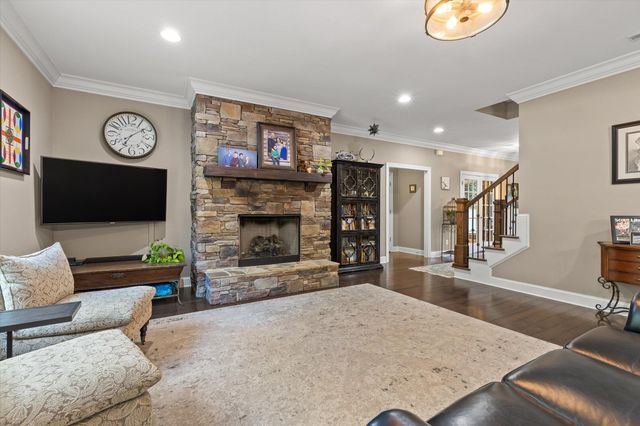 7216 Chimney Rock Trail, Signal Mountain, TN 37377