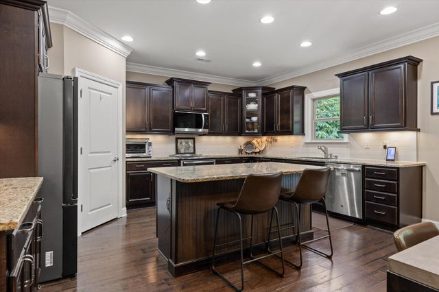 7216 Chimney Rock Trail, Signal Mountain, TN 37377