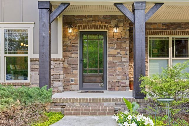 7216 Chimney Rock Trail, Signal Mountain, TN 37377