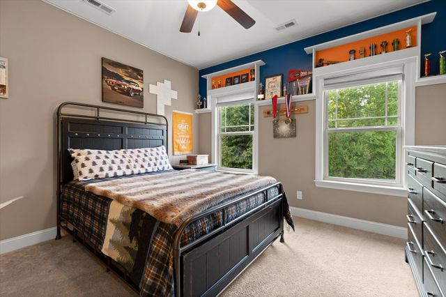 7216 Chimney Rock Trail, Signal Mountain, TN 37377