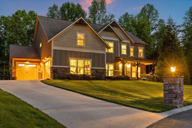 7216 Chimney Rock Trail, Signal Mountain, TN 37377